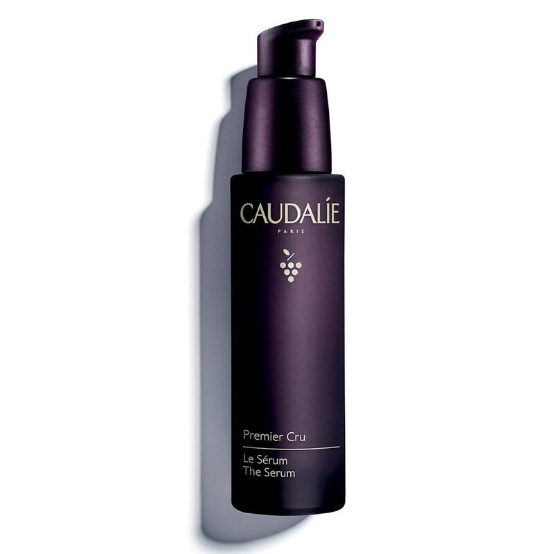 CAUDALIE - CAUDALİE Омолаживающая сыворотка для лица против глубоких морщин. CAUDALIE - CAUDALİE Омолаживающая сыворотка для лица против глубоких морщин.